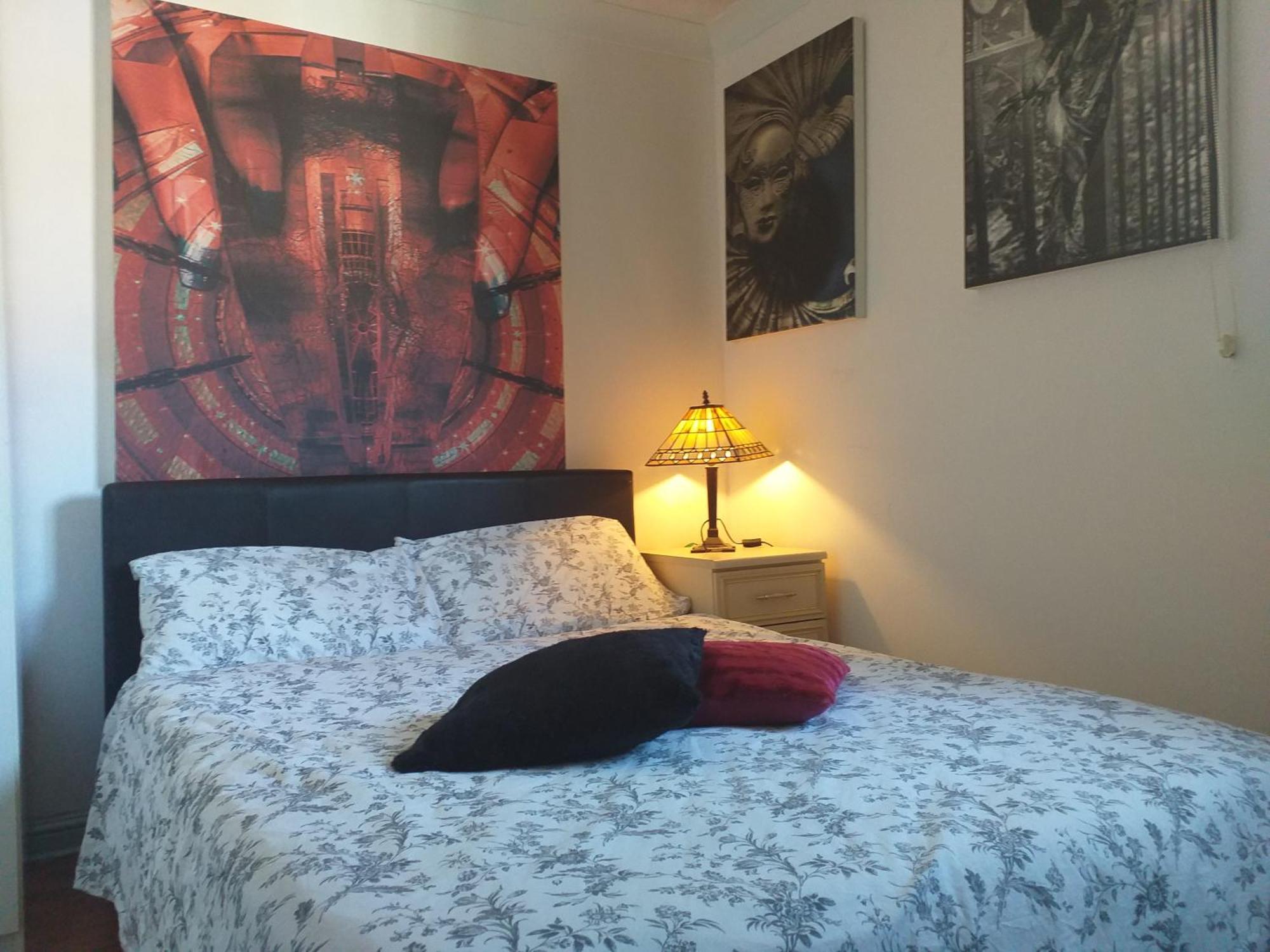 Проживание в семье Lovely Double Bedroom In Rotherhithe